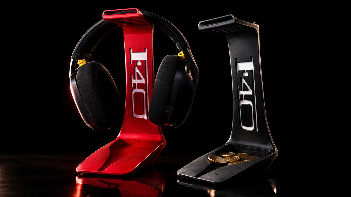 F40 Headphone Stand – Ferrari Automotive Desk Support